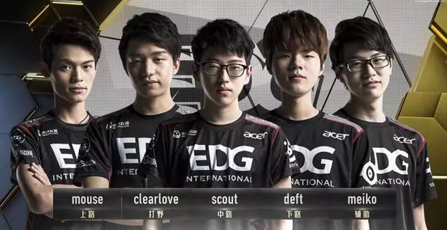 还体现了球 还体现了球