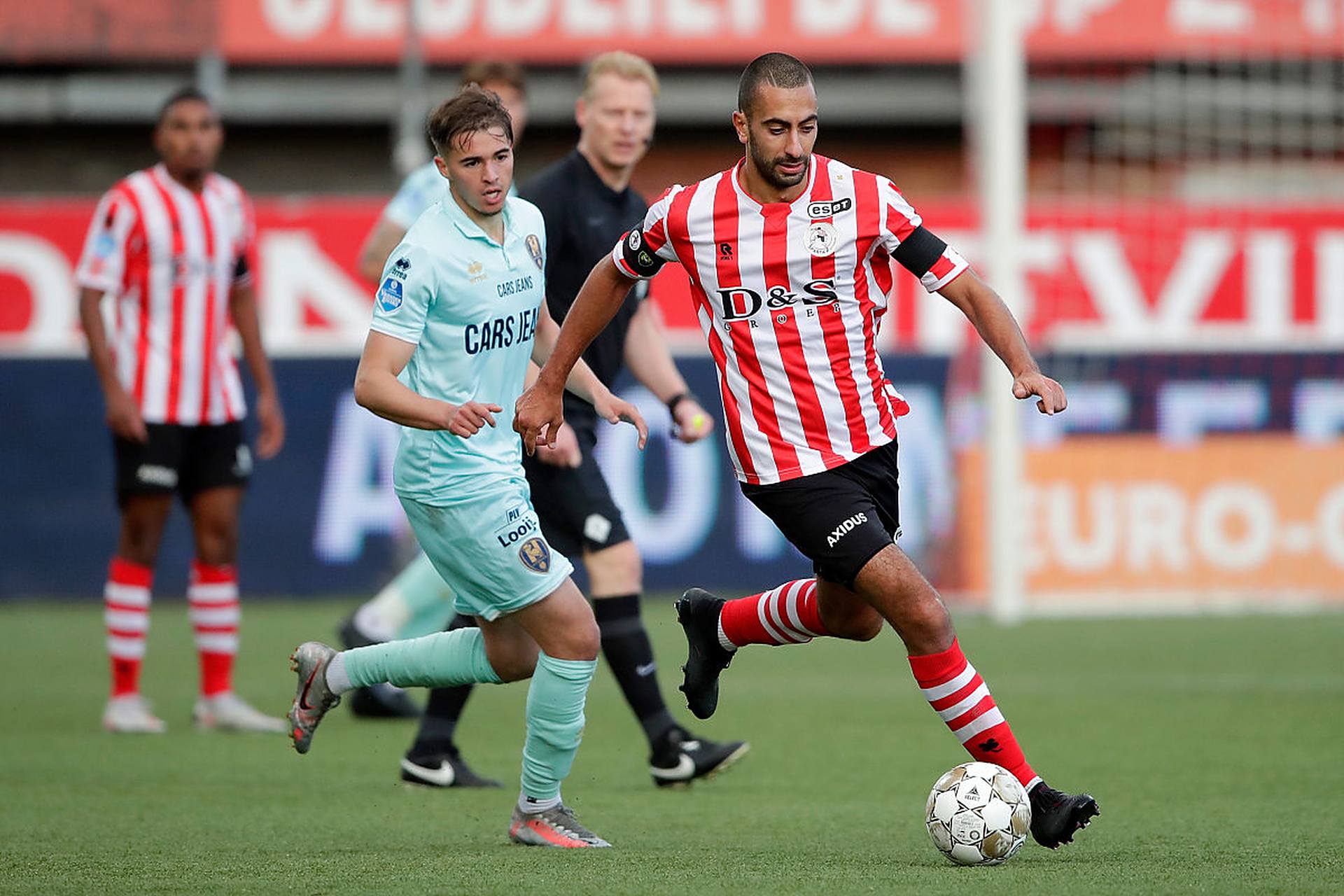 泽卡担任队 泽卡担任队