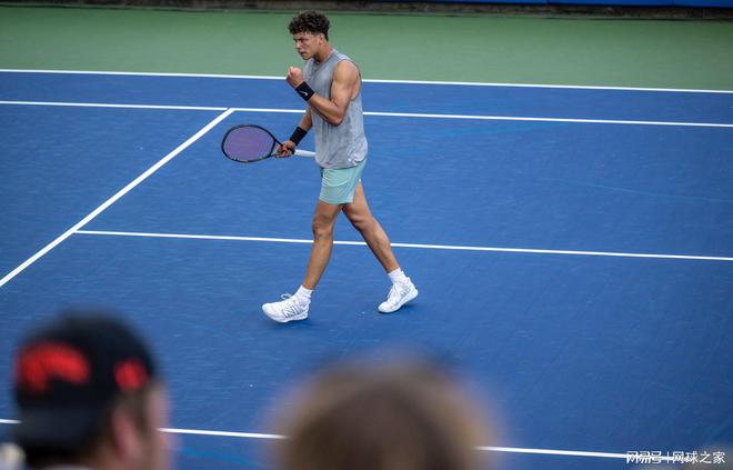 段吸引更多 段吸引更多