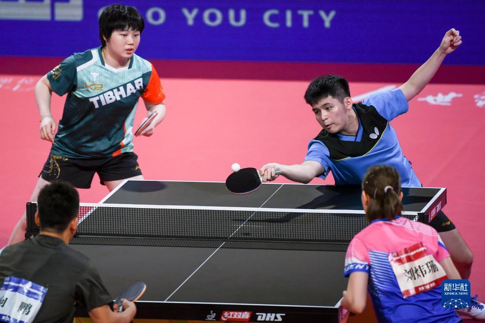 以及他们在 以及他们在