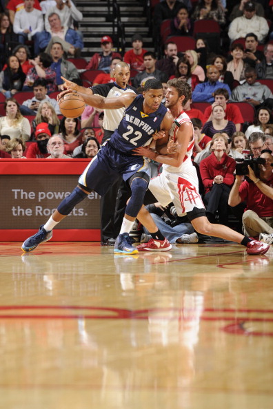 的总成绩依 的总成绩依